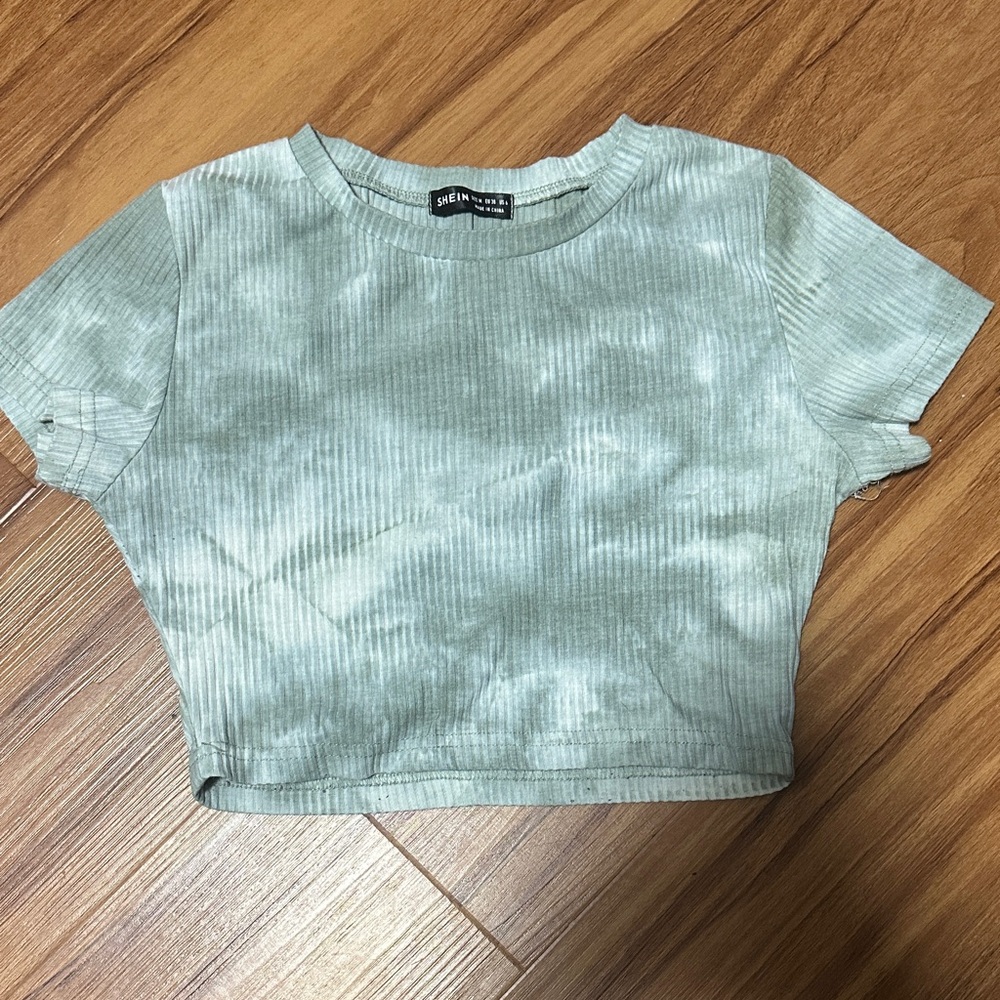 Green Cropped Ribbed T-Shirt